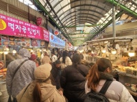 스타벅스, 120년 전통 광장시장에 스페셜 스토어 연다
