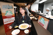 [데일리 IT 단신] KT, 구내식당 잔반 감축 ‘완밥식당’ 캠페인 진행 外