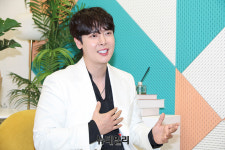 [포토] 인터뷰하는 가수 일민
