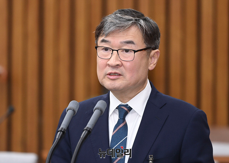 조태용 전 국정원장, 해병특검 출석...직권남용 혐의 조사
