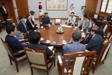 김진태 지사 강원지방행정사회, 도민-행정기관 잇는 가교돼 달라