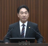 "흙탕물에 잠긴 세종중앙공원… 일률적 예산 삭감 악순환 끊어야"