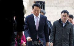 [포토] 재판 출석하는 오세훈 서울시장