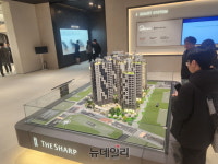 기본옵션으로 충분 더샵 프리엘라, 학세권·역세권·공세권은 덤 [르포]
