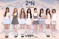 [영상] 하츠투하츠 등장에 성수동 들썩