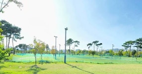 무더위에 낮엔 텅 빈 파크골프장… 세종 중앙공원파크골프장 야간 1시간 연장 요구 확산
