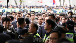 [포토] 잠실 개표소 찾은 국조특위