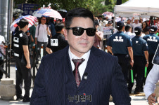 [포토] 법원 향하는 김현태