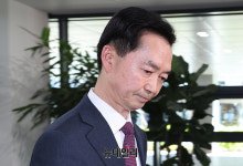 [포토] 출근하는 김지용 중수청장 후보자