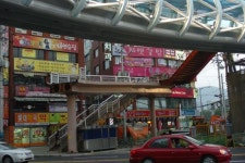 [부산]팔, 다리 잘린 이런 육교 보셨나요?