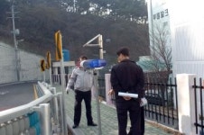 [부산]대덕여고 진입도로, 구청 일방통행에 주민들 분노