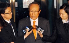 박관용 전 의장 “박연차 회장 돈 받았다”시인
