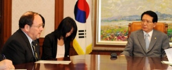 김형오, IVI(국제백신연구소)사무총장 접견