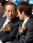 정몽준, 박찬숙과 수원 장안 재래시장 방문