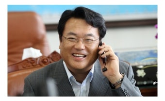 이 대통령, 정책실장 백용호. 정무수석 정진석 내정
