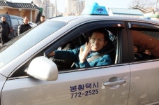 김문수 지사, 부천에서 새해 첫 택시운전 나서
