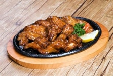 치킨호프 어깨동무,오리엔탈 동시에… 주점매출 오르네!