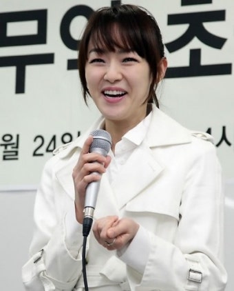 김윤아, 신경마비 불구하고 '위탄' 출연…