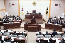 이로운넷대구경북지사 | [대구경북]경북도지사 ″좋은 일자리 더 많이″