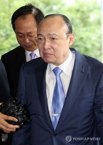 한화 김승연 회장, 징역 9년·벌금 1500억 구형