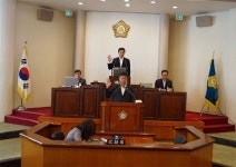 [부산경남]수영구의회, 연제구와의 통합철회 촉구 결의안 의결