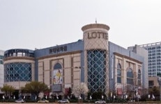 [부산경남]롯데백화점 창원점의 ‘거만한 생각’