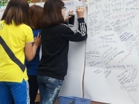 [포토]순천시 연향동 국민은행 앞 제발 살아 돌아오라 애타는 기원의 손길 이어져