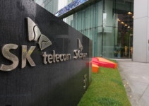 촛불과 태극기, SKT 정보유출 피해자 규합 1천만 국민소송 진행