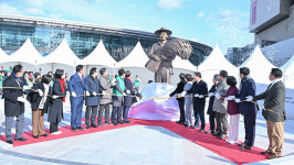동대구역 박정희 동상 존치… 法, 국가철도공단 철거 요구 기각