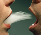 아버지 실내 흡연, 산모 및 태아에게 치명적