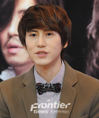 '삼총사' 슈주 규현, 
