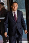 만찬 참석하는 김영기