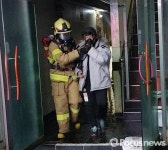 춘천시 유흥주점 화재, 옥상 대피 9명 전원 구조