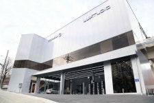 한국타이어, 럭스튜디오(Luxtudio) 2호점 오픈