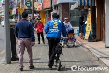 [포커스포토] 김영호 후보, 주민 곁으로