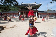 정조대왕 만나러 수원화성 행궁으로 오세요