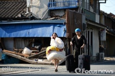 일본 연쇄 강진으로 42명 사망·25만여 명 피난