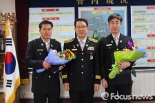 강릉소방서, 신중교 소방위·신호승 소방사에 하트세이버 수여