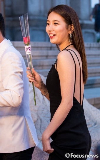 [포토] 2016 백상예술대상 참석한 수지
