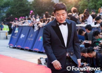 [포토] 2016 백상예술대상 참석한 안재홍