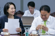 [포토] 김수민-이용주, 화기애애