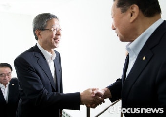 [화보] 김희옥 새누리당 혁신비대위원장 올림픽 선수단 격려