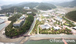 고성 당항포관광지는 멀티 휴양명소…가족 피서지로 최고