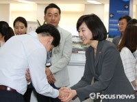 [포토] 직원들과 첫 대면