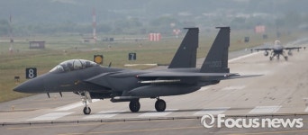 [포토] 오산공군기지 복귀한 F-15K