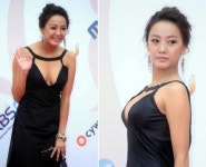 배우 고은아, 탄력적인 육감몸매 화제…'제2의 김혜수' 찬사 쏟아져