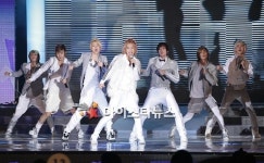 [스타포토] 티치, 아시아 모델 어워즈 전야제 축하무대 가져