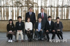 [메디포토] 아산재단, 장학증서 수여식 개최