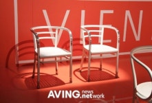 [2008 밀라노 가구박람회][Salone Internazionale del Mobile] THoNET이 선보인 화이트 디자인의 체어와 테이블