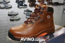 테크라인, 에어펌프 장착한 안전화 선보여